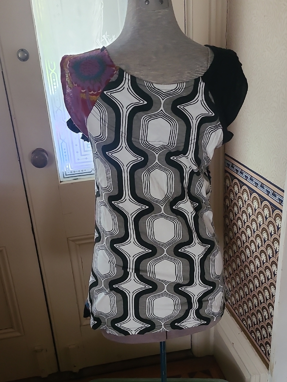 Desigual Pattern Mix Drape Neck Top - Picture 4 of 6